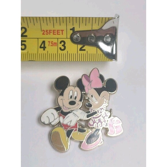 Disney Official Trading Pin 2008 Mickey And Minnie Pin - Picture 2 of 4